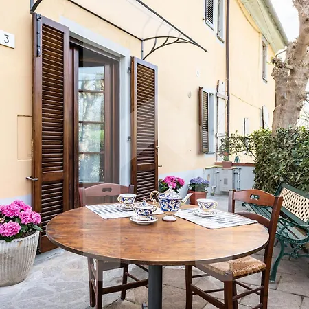 Homiday - Tuscany House - Parcheggio E Giardino Privato * Pisa