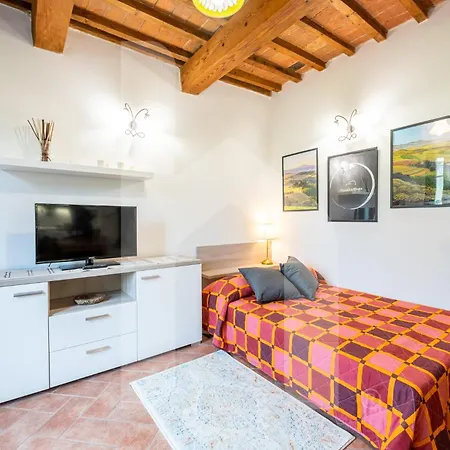 Homiday - Tuscany House - Parcheggio E Giardino Privato Holiday home *
